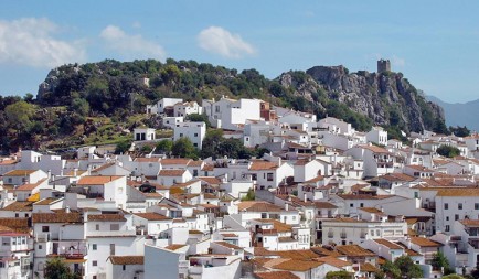 Homes have begun changing hands in increasing numbers across the Costa del Sol.