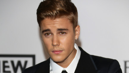 CAP D'ANTIBES, FRANCE - MAY 22: Justin Bieber attends amfAR's 21st Cinema Against AIDS Gala Presented By WORLDVIEW, BOLD FILMS, And BVLGARI at Hotel du Cap-Eden-Roc on May 22, 2014 in Cap d'Antibes, France. (Photo by Vittorio Zunino Celotto/Getty Images)