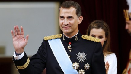 Spain's King Felipe VI will visit the UK on his first official state visit to Britain in June.